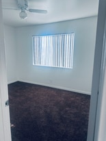 11200 Auburn Ave in Adelanto, CA - Building Photo