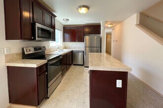 9026 N Bayard Ave in Portland, OR - Building Photo - Building Photo