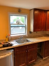 27 Main St, Unit 2 in Hubbardston, MA - Building Photo - Building Photo