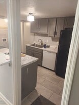 1651 Massachusetts Ave SW, Unit 14 in Marietta, GA - Building Photo
