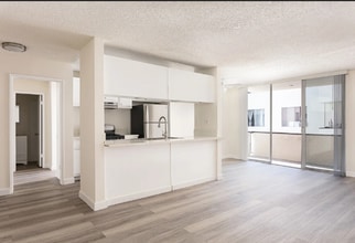 1500 Gramercy Apartments in Los Angeles, CA - Foto de edificio - Interior Photo