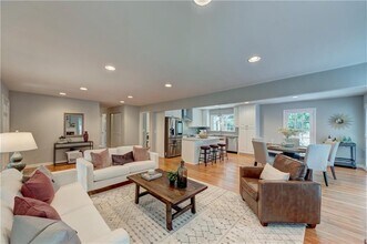 4540 Club Valley Dr NE in Atlanta, GA - Building Photo - Building Photo