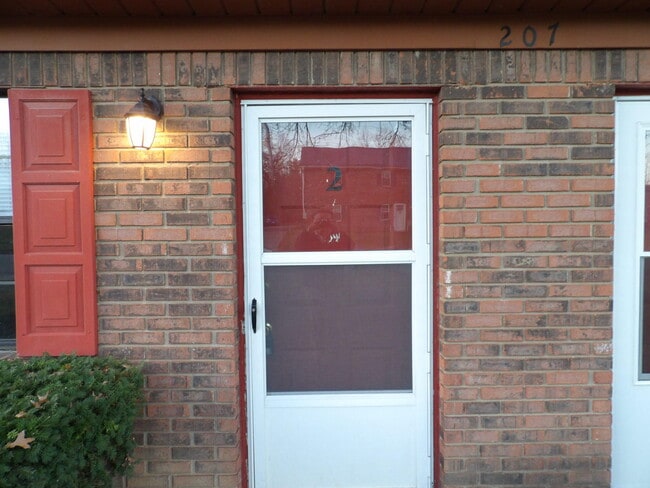 207 Landings Dr in Frankfort, KY - Building Photo - Building Photo