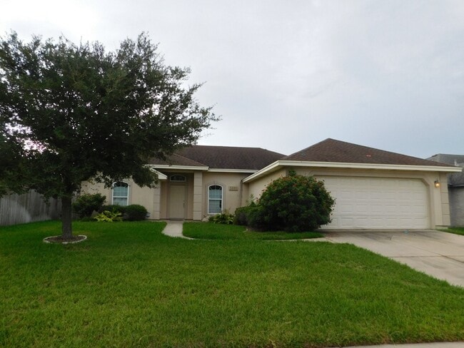 3201 Nacogdoches Dr in Corpus Christi, TX - Building Photo - Building Photo