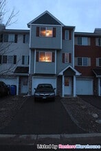 109 19th Ave SE in Cambridge, MN - Foto de edificio - Building Photo