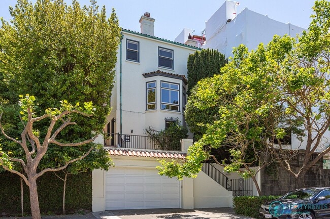 property at 2025 Jackson St