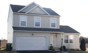 8810 Greylag Loop in Blacklick, OH - Building Photo