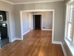 4101 W Barry Ave in Chicago, IL - Building Photo - Building Photo