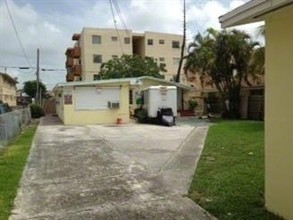 1629 SW 2nd St in Miami, FL - Building Photo - Other