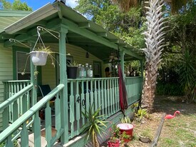 40 Avery St in St. Augustine, FL - Building Photo