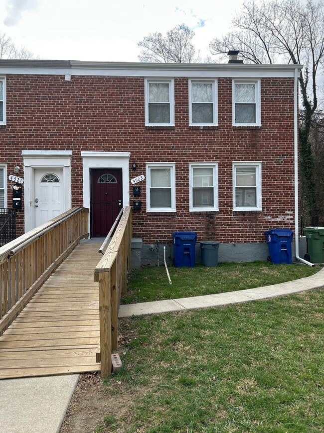property at 4523 Fairfax Rd