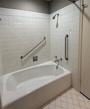 2520 NW 62nd St in Oklahoma City, OK - Building Photo - Building Photo