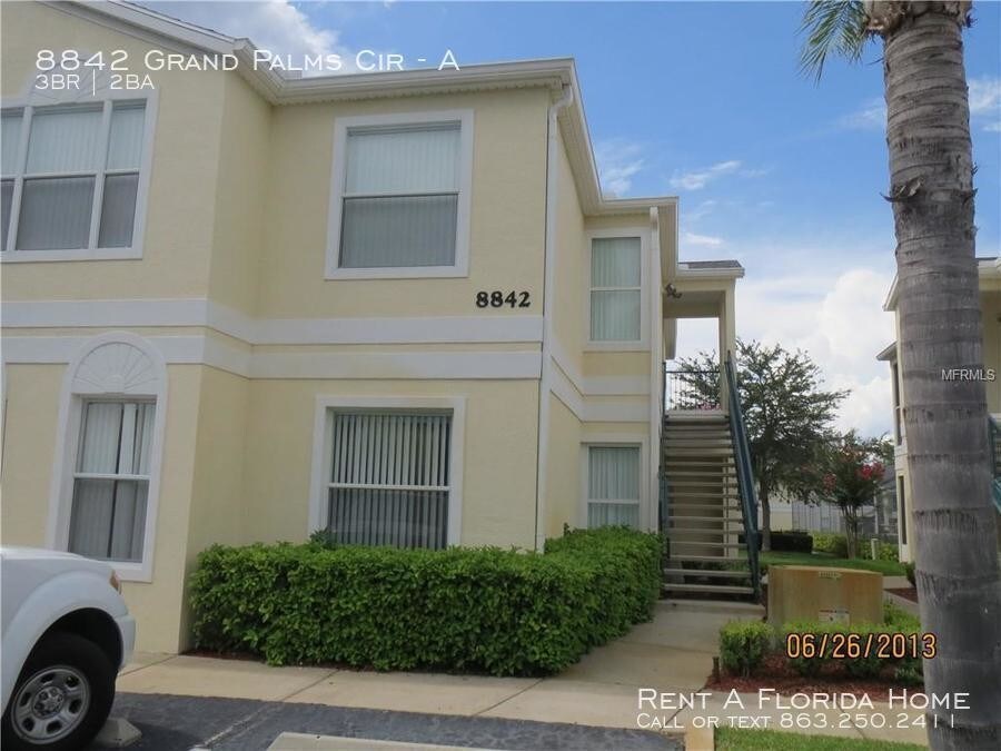 8842 Grand Palms Cir in Kissimmee, FL - Building Photo