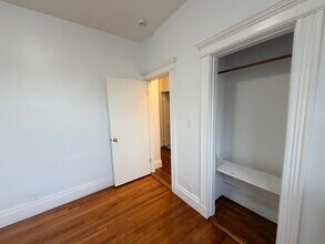 70 Kirkland St, Unit 33 in Cambridge, MA - Building Photo - Building Photo