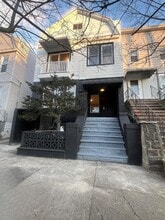 370 Liberty Ave in Jersey City, NJ - Foto de edificio - Building Photo