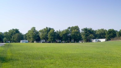 Pine Ridge in Prince George, VA - Building Photo - Building Photo