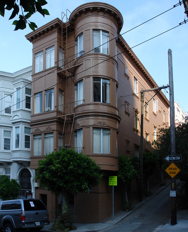 1354 Sacramento St in San Francisco, CA - Building Photo - Building Photo