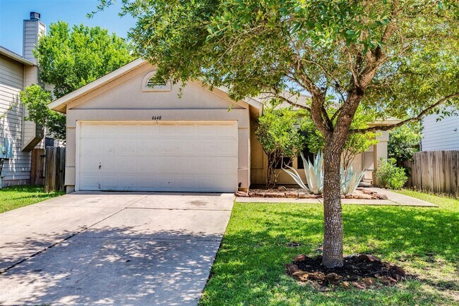 6640 Marble Creek Loop in Austin, TX - Building Photo - Building Photo