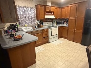 761 Fish Dam Creek Rd in Millers Creek, NC - Building Photo - Building Photo