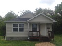 219 Kentucky Ave Petersburg, VA 23803