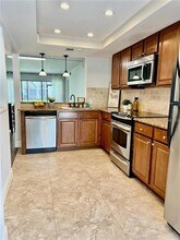 5613 Summerside Ln in Sarasota, FL - Building Photo - Building Photo
