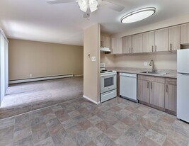 Maple Terrace in Maple Shade, NJ - Building Photo