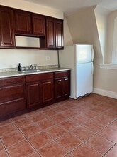 18 Forest Park Ave in Springfield, MA - Building Photo - Building Photo