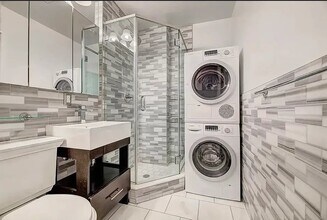 110 Bedford St, Unit 1B in New York, NY - Foto de edificio - Building Photo