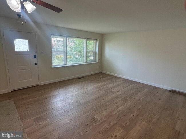 2031 Beyer Ave in Philadelphia, PA - Building Photo - Building Photo