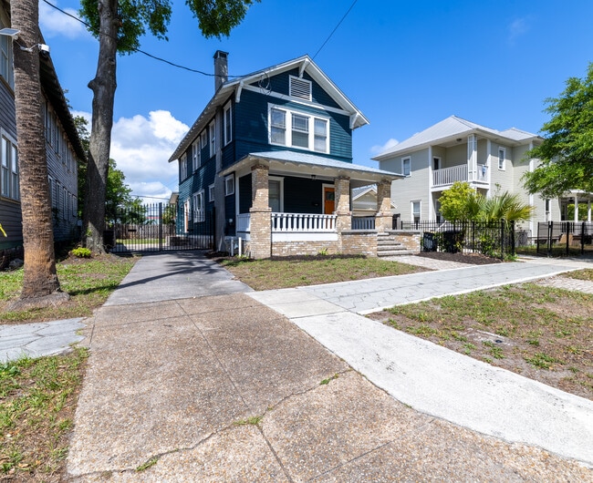 1842 Hubbard St in Jacksonville, FL - Building Photo - Building Photo