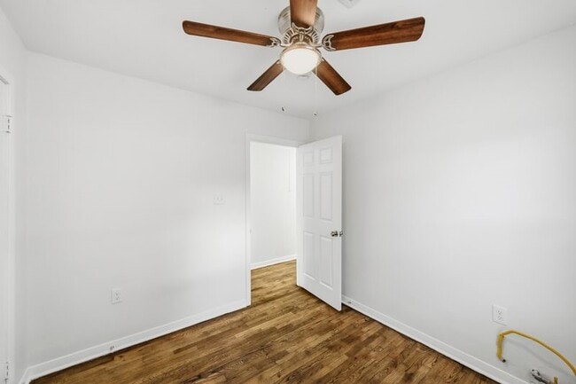 property at 2409 Estate Dr