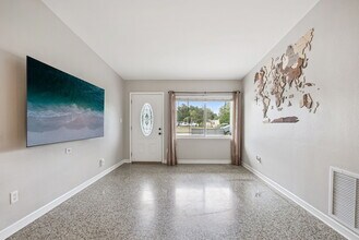 3218 Carnine Dr in Orlando, FL - Building Photo - Building Photo