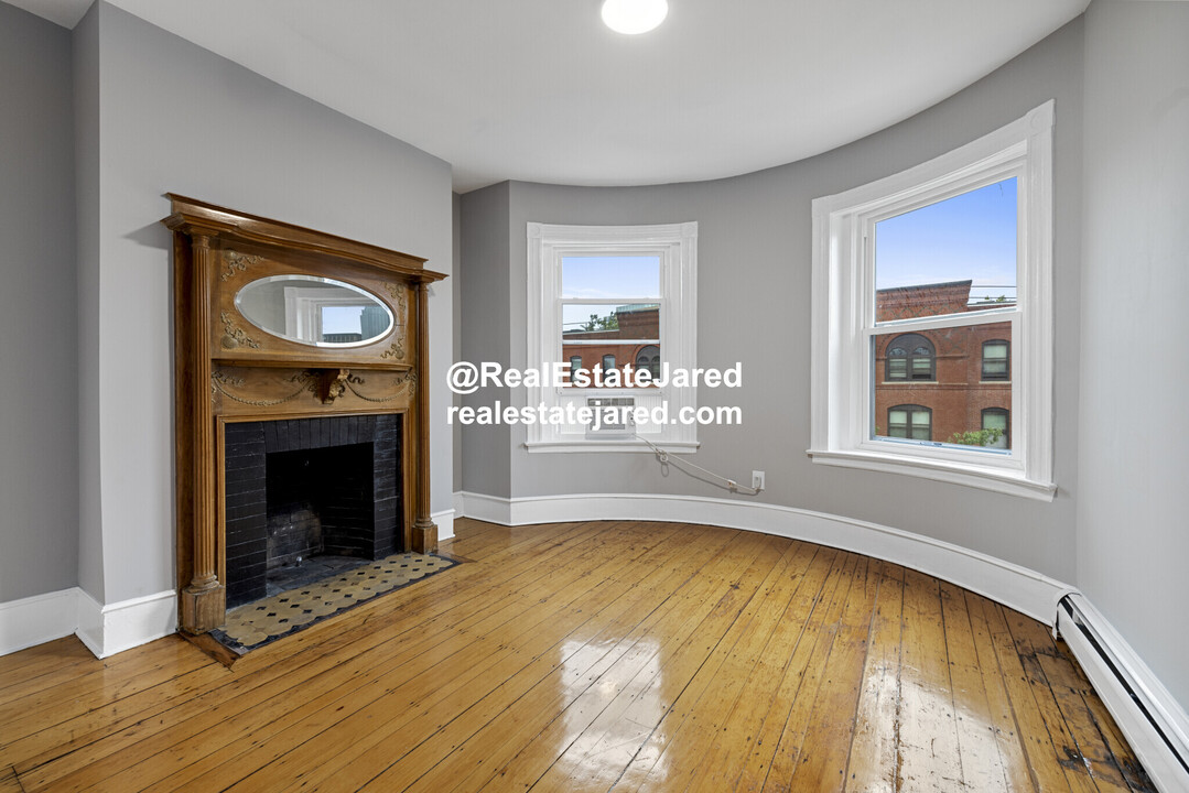 612 Columbus Ave, Unit 7 in Boston, MA - Building Photo