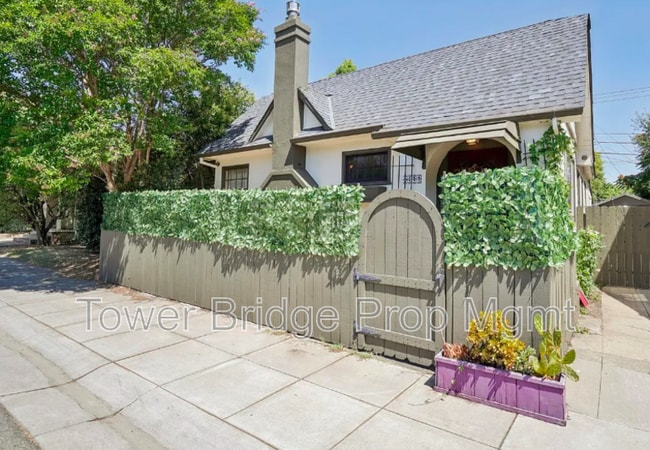 1111 Yale St in Sacramento, CA - Building Photo - Building Photo