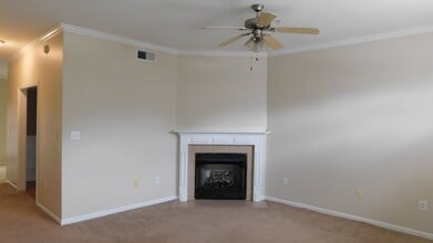 206 Park Village Cir in Alabaster, AL - Building Photo - Building Photo