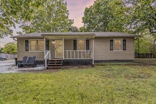 2031 Millard Rd in Soddy Daisy, TN - Building Photo