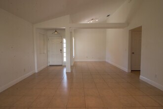 661 Berwick Dr in Davenport, FL - Building Photo - Building Photo