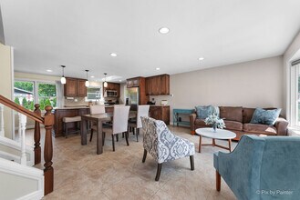 630 Cape Ln in Schaumburg, IL - Building Photo - Building Photo