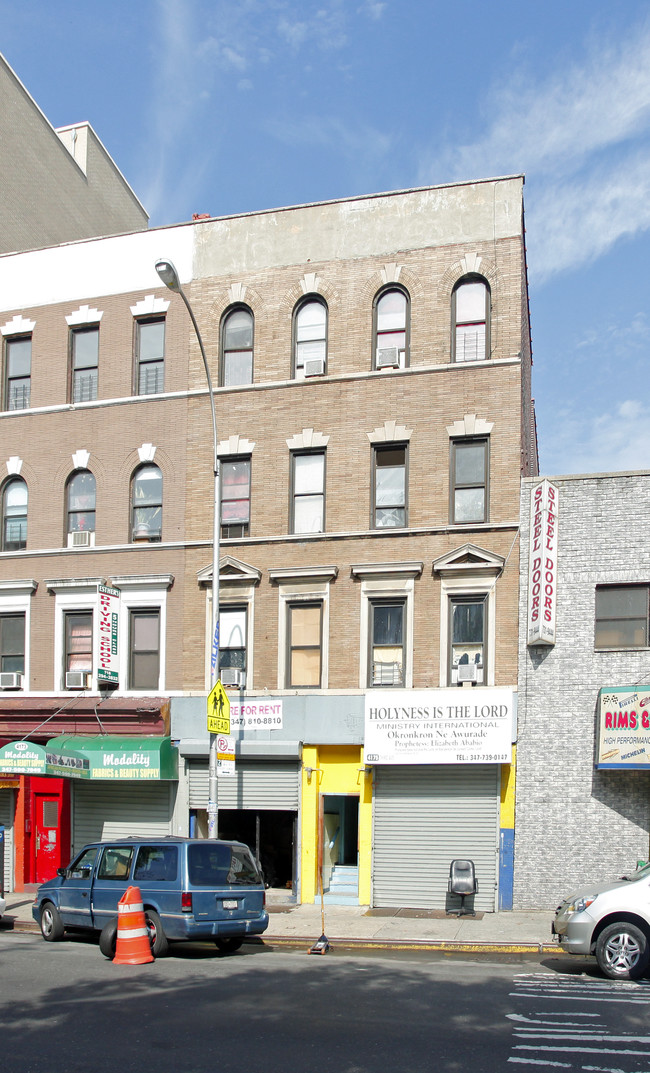 4175 Third Ave