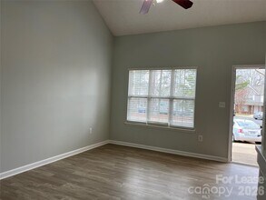 7667 Petrea Ln in Charlotte, NC - Building Photo - Building Photo