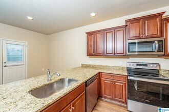 605 Clover Cir in Springville, AL - Building Photo - Building Photo