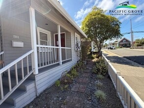 315 Granite St in Pacific Grove, CA - Building Photo - Building Photo