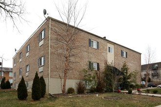 Lakeview Estates in Lexington, KY - Building Photo - Building Photo