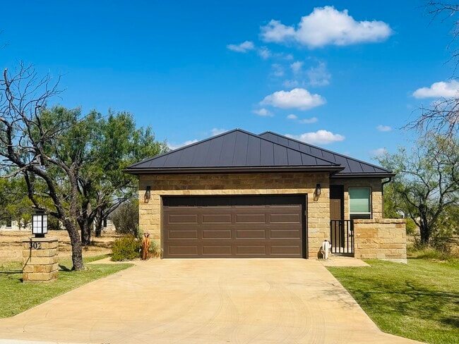 property at 302 Parallel Cir