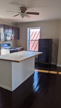 202 N Church St, Unit 2nd Flr Front Apt#4 in West Chester, PA - Foto de edificio - Building Photo