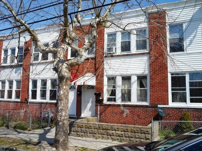 715 N Michigan Ave in Atlantic City, NJ - Building Photo - Building Photo