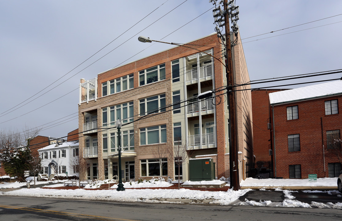 Lasko Manor in Bethesda, MD - Foto de edificio