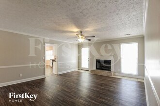 4541 Shiloh Hills Dr in Snellville, GA - Building Photo - Building Photo