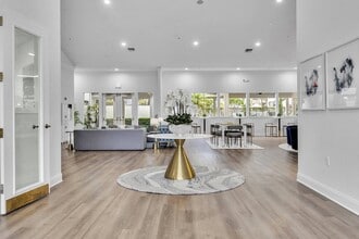 The Laurel at Altamonte in Apopka, FL - Building Photo - Building Photo