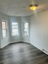 17 What Cheer Ave in Providence, RI - Building Photo - Building Photo